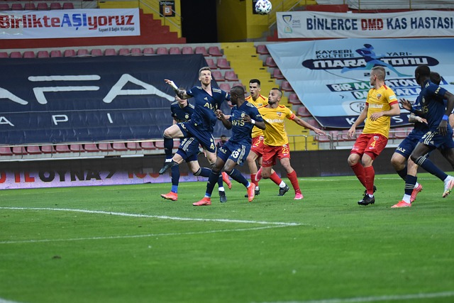 阮奇龙庆祝冲超：美好的一个赛季，一起期待2026新的挑战