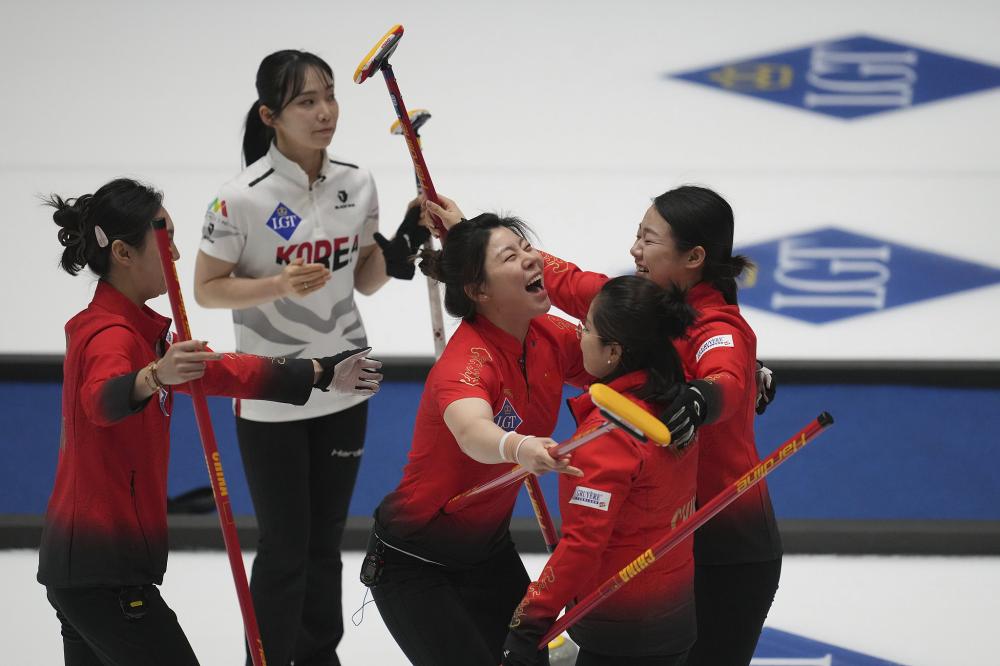 火箭末节三分爆发险胜快船